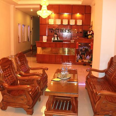 Tuyet Van Hotel Дананг Екстериор снимка